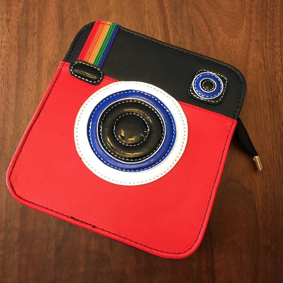 Handbags - Camera shaped fun cross-body handbag messenger bag